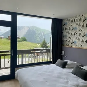 La Rua Albiez-Montrond